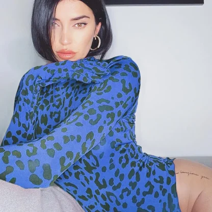 Sexy Autumn Bodysuit with Gloves - Image 3